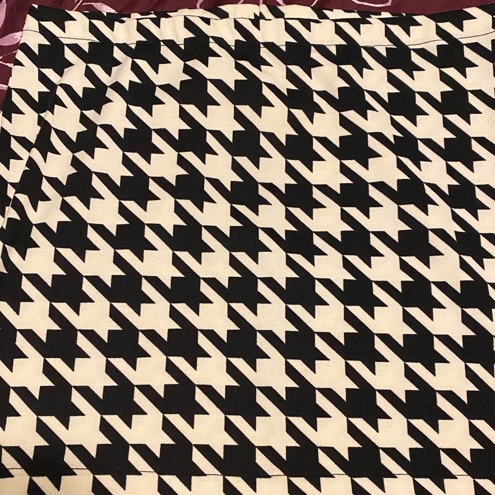 Candies Skirt black and white
